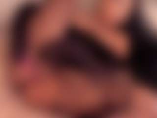Dionne Venturi🌸's Live Sex Cam Show