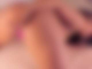 Live cam show with Dionne Venturi🌸 - Tattoos on sexytreat.net