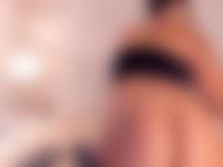 Dionne Venturi🌸's Live Sex Cam Show