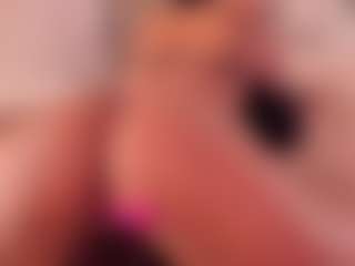 Live cam show with Dionne Venturi🌸 - Young Adult Teen (18+) on livesuperchat.net