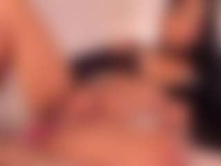 Dionne Venturi🌸's Live Sex Cam Show