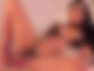Dionne Venturi🌸's Live Sex Cam Show