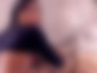 Dionne Venturi🌸's Live Sex Cam Show