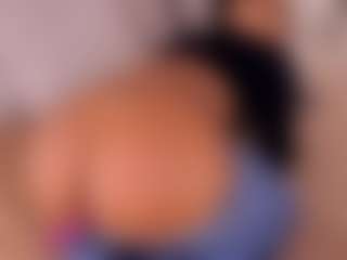 Dionne Venturi🌸's Live Sex Cam Show