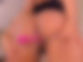 Dionne Venturi🌸's Live Sex Cam Show