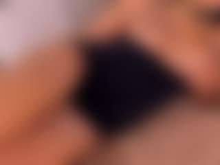 Dionne Venturi🌸's Live Sex Cam Show