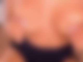Dionne Venturi🌸's Live Sex Cam Show