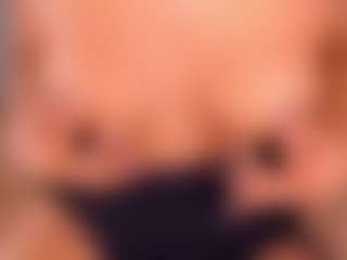 Dionne Venturi🌸's Live Sex Cam Show