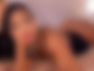 Dionne Venturi🌸's Live Sex Cam Show