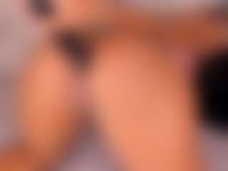Dionne Venturi🌸's Live Sex Cam Show