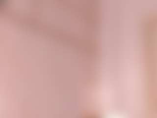 Dionne Venturi🌸's Live Sex Cam Show