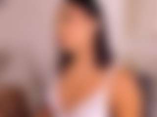 Dionne Venturi🌸's Live Sex Cam Show