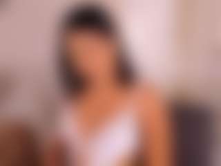 Dionne Venturi🌸's Live Sex Cam Show