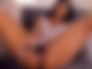 Dionne Venturi🌸's Live Sex Cam Show