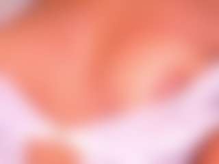 Dionne Venturi🌸's Live Sex Cam Show