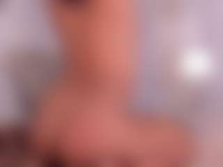 Dionne Venturi🌸's Live Sex Cam Show