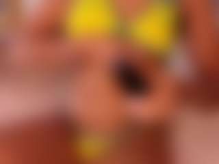 Dionne Venturi🌸's Live Sex Cam Show