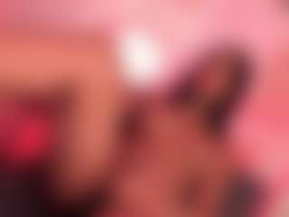 Dionne Venturi🌸's Live Sex Cam Show