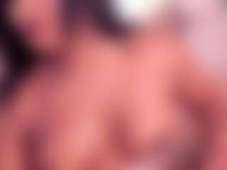 Dionne Venturi🌸's Live Sex Cam Show