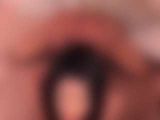 Dionne Venturi🌸's Live Sex Cam Show