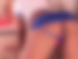 Dionne Venturi🌸's Live Sex Cam Show