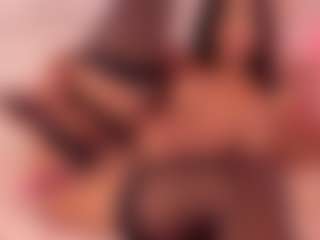 Dionne Venturi🌸's Live Sex Cam Show