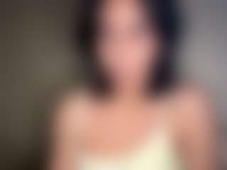 Live cam show with Amy - Brown Eyes on Fapmatic.com