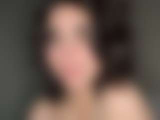 Live cam show with Amy - Mature on Mixed Magazine Live