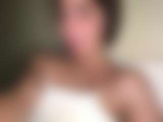 Live cam show with Amy - Small Tits Mature on Chatstar