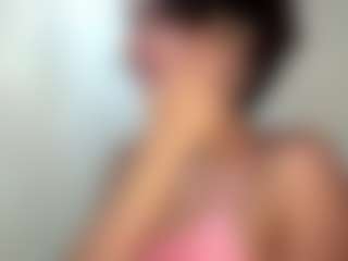 Live cam show with Amy - Brown Eyes Mature on Camsoda