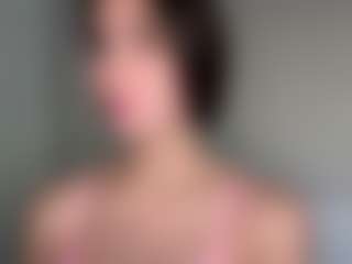 Live cam show with Amy - Mature on CamwithHer