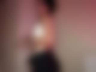 Live cam show with Amy - Gorgeous on LiveSexCams6