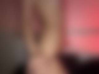 Live cam show with Amy - Bra on Dare Cams