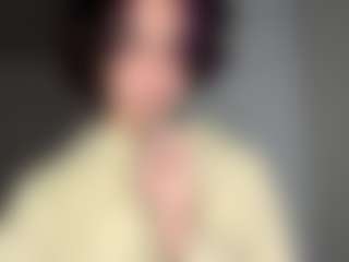 Live cam show with Amy - Normal on eurowanks.com