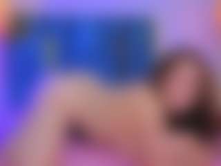 Emilia-Monroee's Live Sex Cam Show