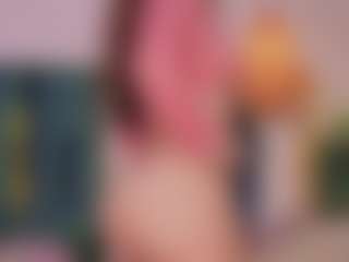 Live cam show with Emilia-Monroee - Joi on Camsoda
