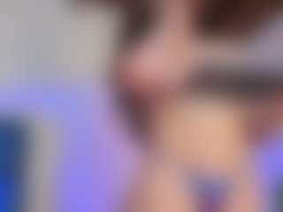 Live cam show with Emilia-Monroee - BBW Teen (18+) on milfzrlive.com
