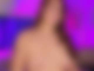 Emilia-Monroee's Live Sex Cam Show
