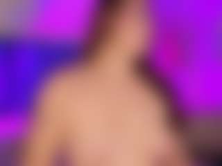 Emilia-Monroee's Live Sex Cam Show