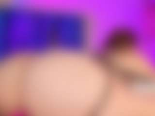 Live cam show with Emilia-Monroee - Teen (18+) on Nude Chat * 1 On 1 Webcam Sex * Live Cam Show