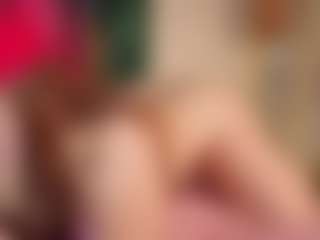 Live cam show with Emilia-Monroee - Role Play on milfzrlive.com