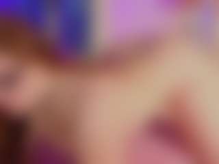 Emilia-Monroee's Live Sex Cam Show