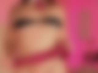 Emilia-Monroee's Live Sex Cam Show
