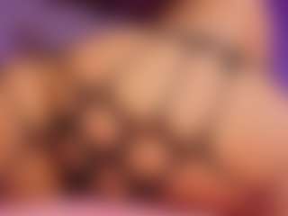Live cam show with Emilia-Monroee - Joi on Camsoda