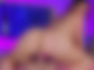 Emilia-Monroee's Live Sex Cam Show
