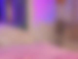 Emilia-Monroee's Live Sex Cam Show