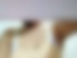Live cam show with heerabeautyqween - Nipple Piercings on Stripli.com