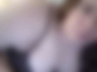 Live cam show with irish-lass12 - Green Eyes on fuck-show.com