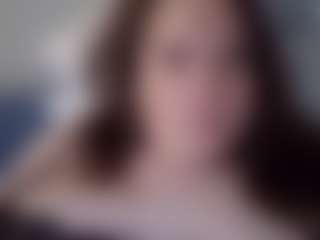 Live cam show with irish-lass12 - White on anonymated.com