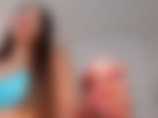Live-camshow met LillySandersX - Thin op Camsoda